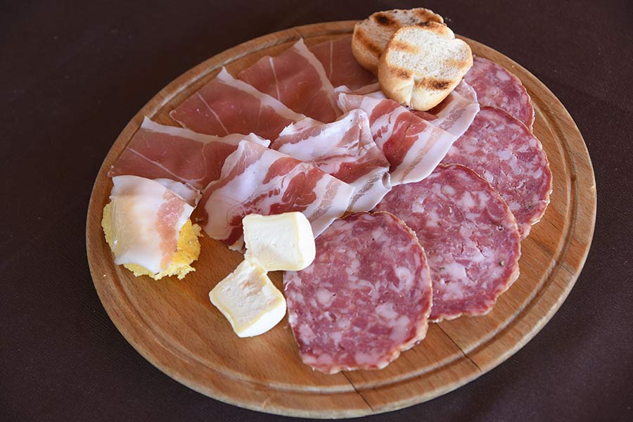 agriturismo-tambour-salume